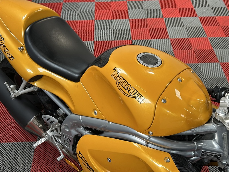 Triumph T 595 DAYTONA - U1440