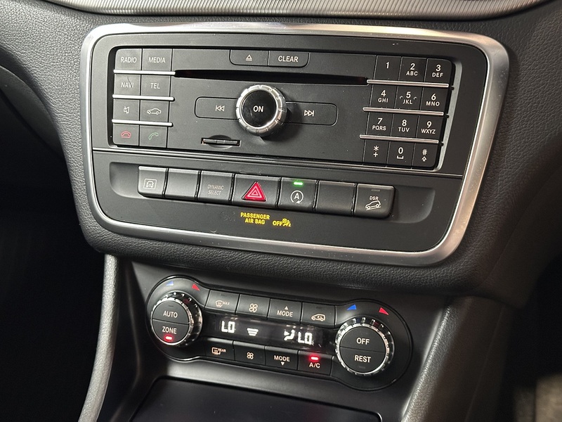 Mercedes-Benz GLA GLA220d Sport - U1441