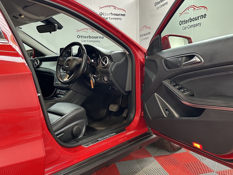 Mercedes-Benz GLA GLA220d Sport - U1441