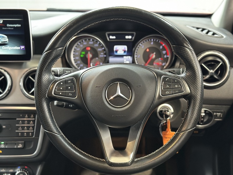 Mercedes-Benz GLA GLA220d Sport - U1441