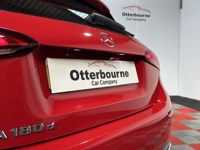 Mercedes-Benz A Class A180d Sport - U1443