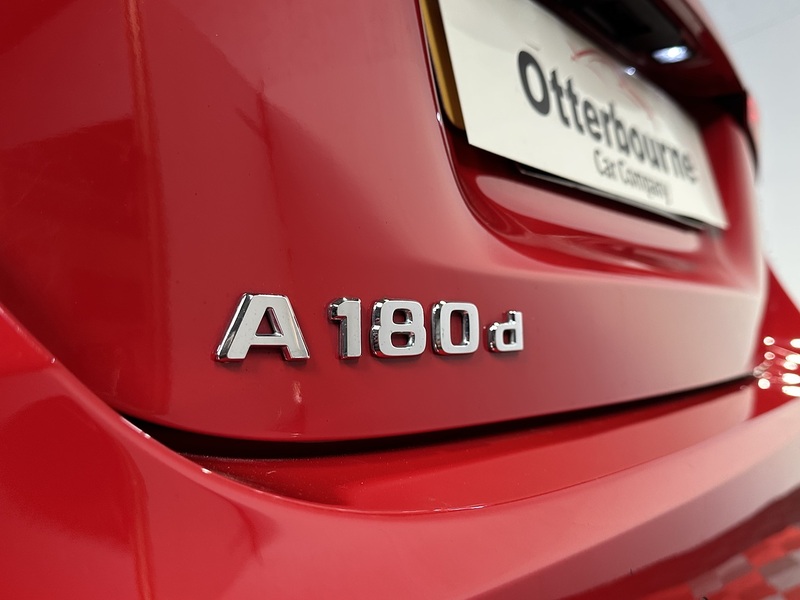 Mercedes-Benz A Class A180d Sport - U1443