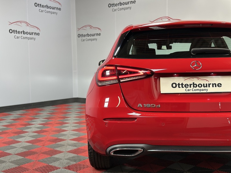 Mercedes-Benz A Class A180d Sport - U1443