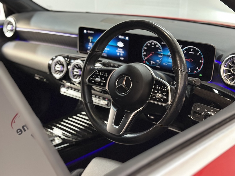 Mercedes-Benz A Class A180d Sport - U1443