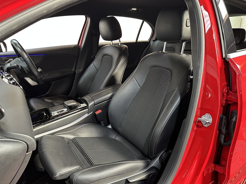 Mercedes-Benz A Class A180d Sport - U1443