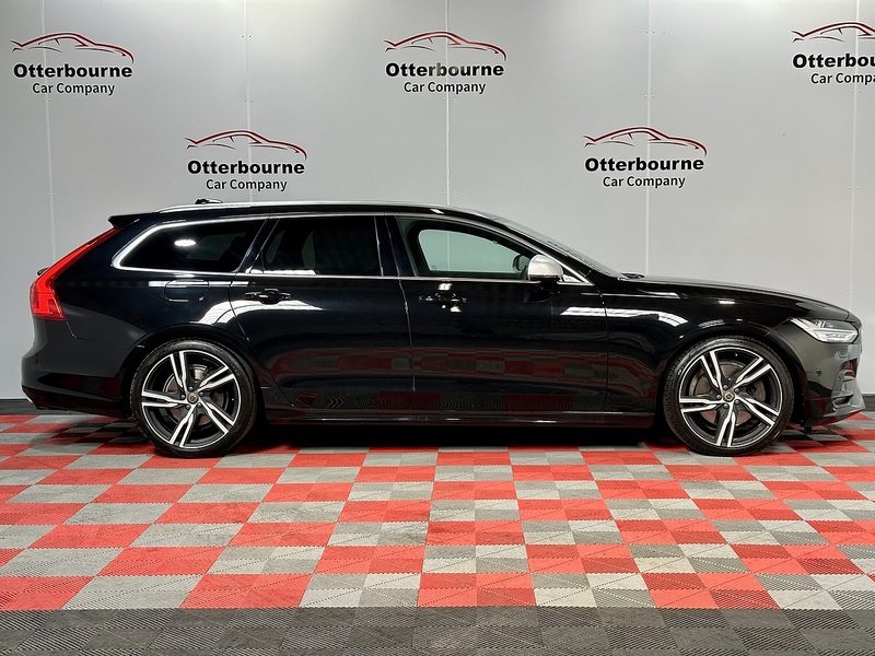 Volvo V90 D5 PowerPulse R-Design Pro - U1444