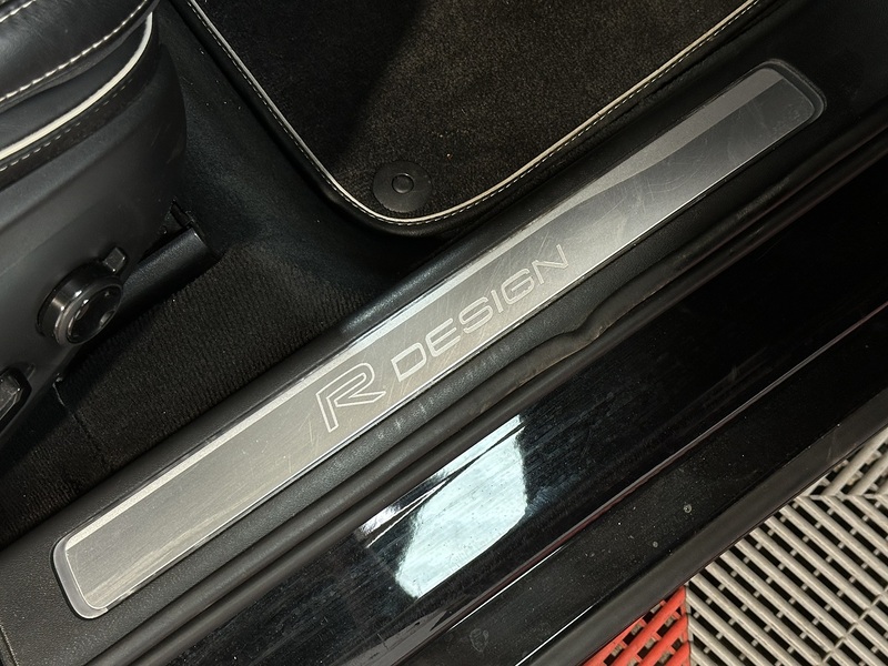 Volvo V90 D5 PowerPulse R-Design Pro - U1444