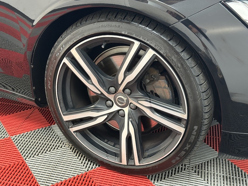 Volvo V90 D5 PowerPulse R-Design Pro - U1444