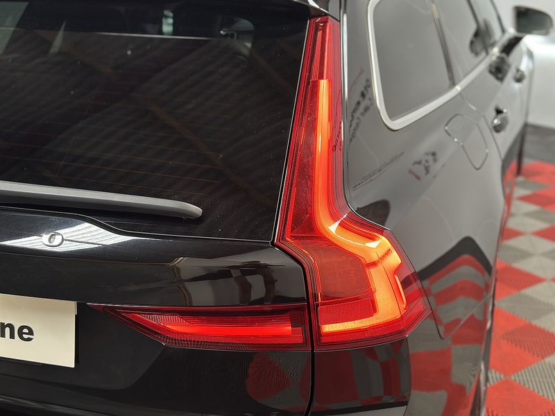 Volvo V90 D5 PowerPulse R-Design Pro - U1444