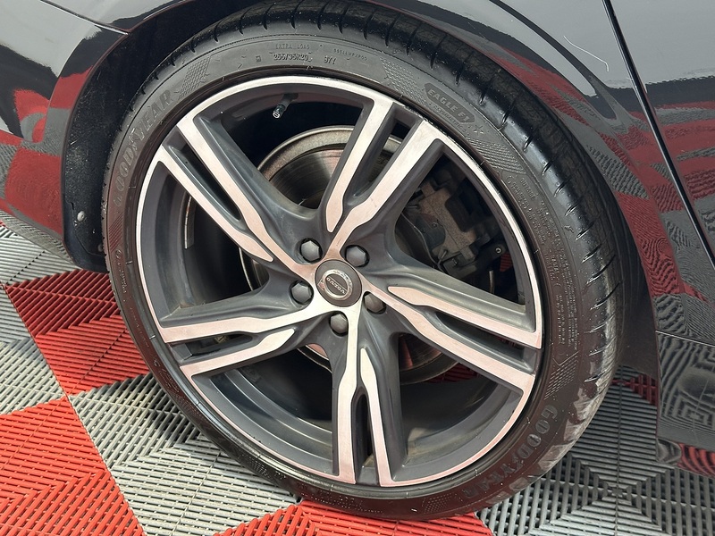 Volvo V90 D5 PowerPulse R-Design Pro - U1444