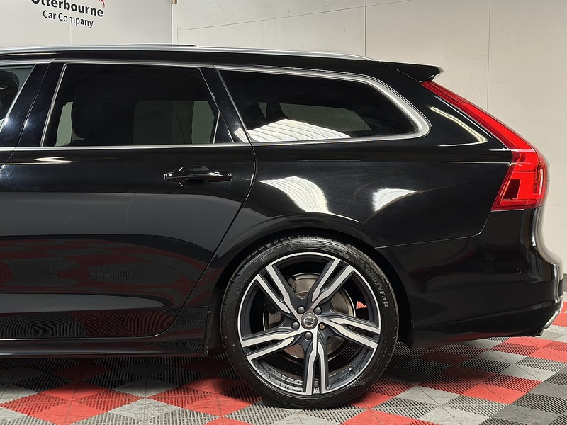 Volvo V90 D5 PowerPulse R-Design Pro - U1444