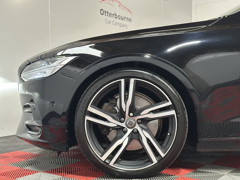 Volvo V90 D5 PowerPulse R-Design Pro - U1444
