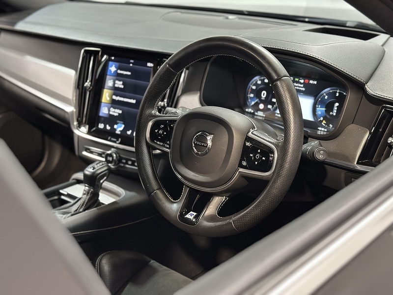 Volvo V90 D5 PowerPulse R-Design Pro - U1444