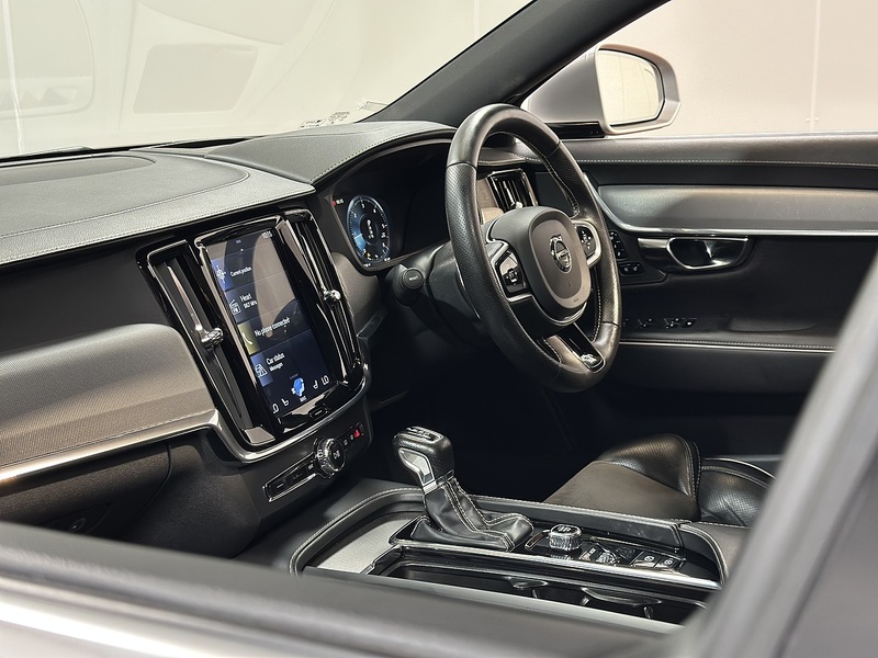 Volvo V90 D5 PowerPulse R-Design Pro - U1444