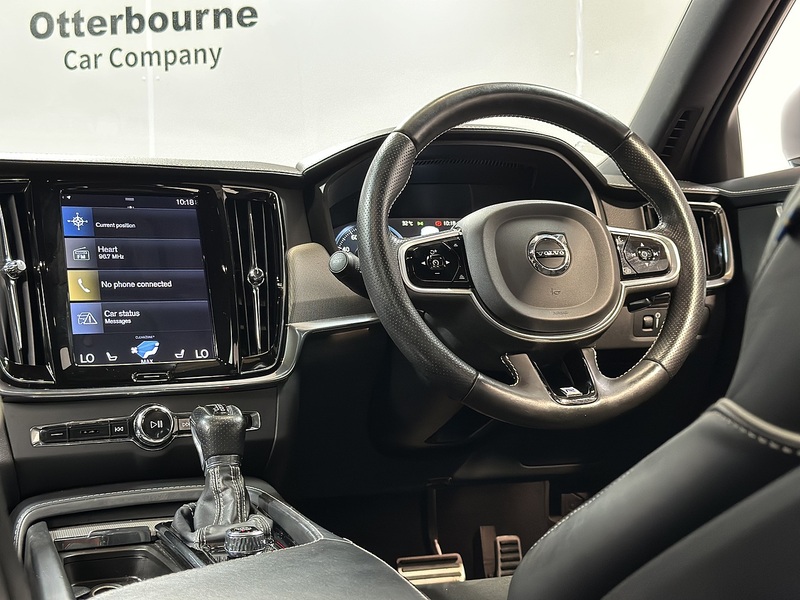 Volvo V90 D5 PowerPulse R-Design Pro - U1444