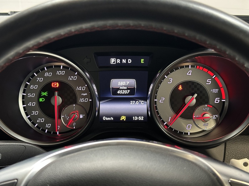 Mercedes-Benz SLK SLK250d AMG Sport - U1446