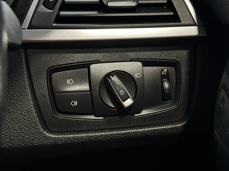 BMW 3 Series 318d Sport - U1448