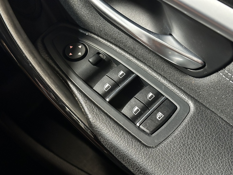 BMW 3 Series 318d Sport - U1448