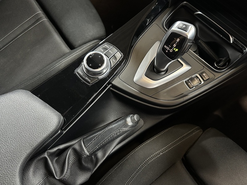 BMW 3 Series 318d Sport - U1448