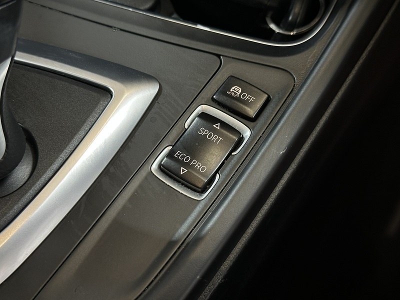 BMW 3 Series 318d Sport - U1448