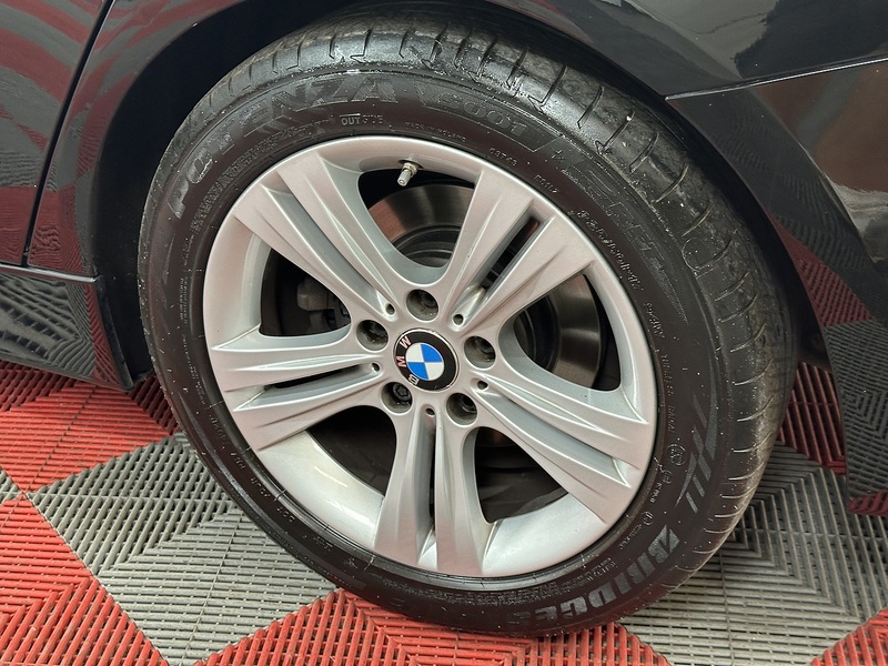 BMW 3 Series 318d Sport - U1448
