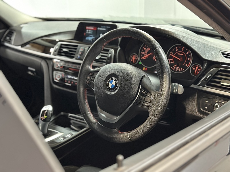 BMW 3 Series 318d Sport - U1448