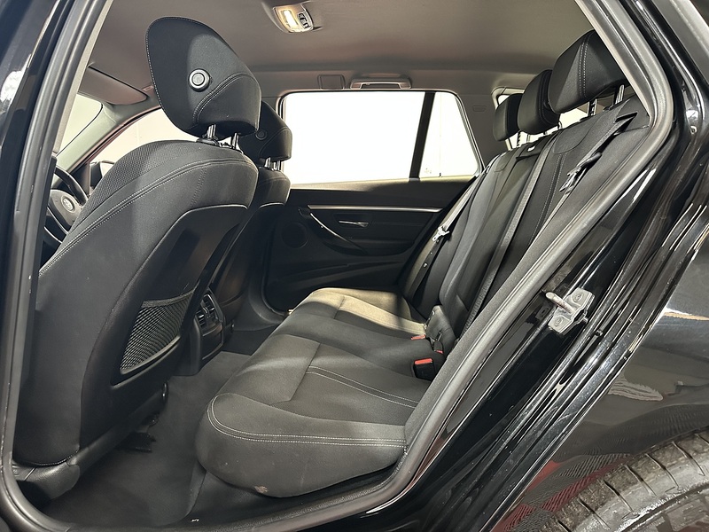 BMW 3 Series 318d Sport - U1448