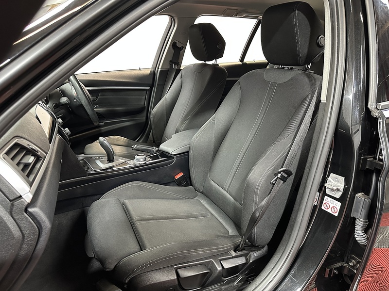 BMW 3 Series 318d Sport - U1448