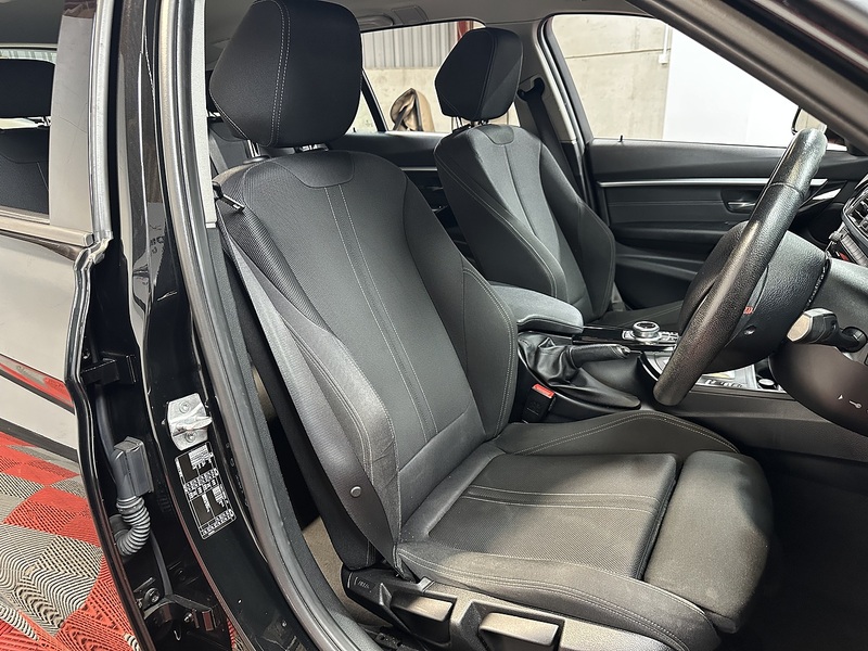 BMW 3 Series 318d Sport - U1448