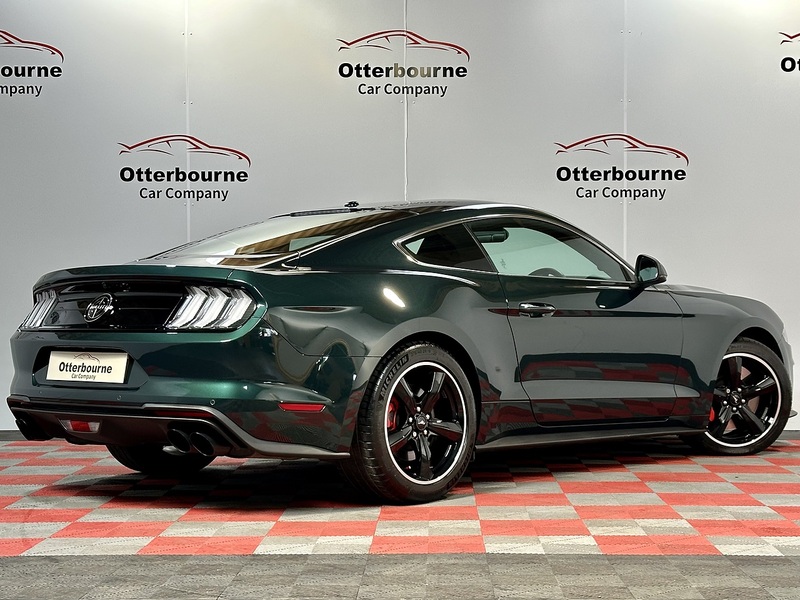 Ford Mustang V8 Bullitt - U1452