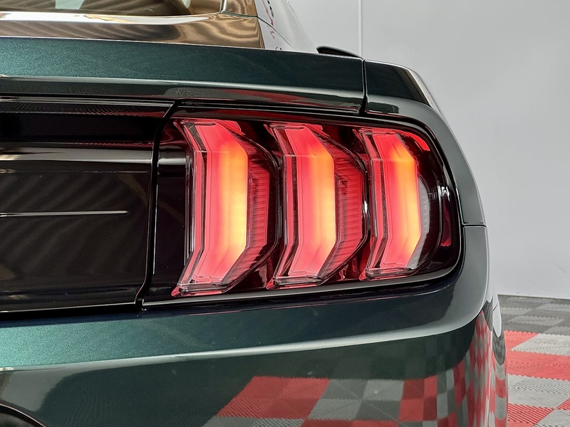 Ford Mustang V8 Bullitt - U1452
