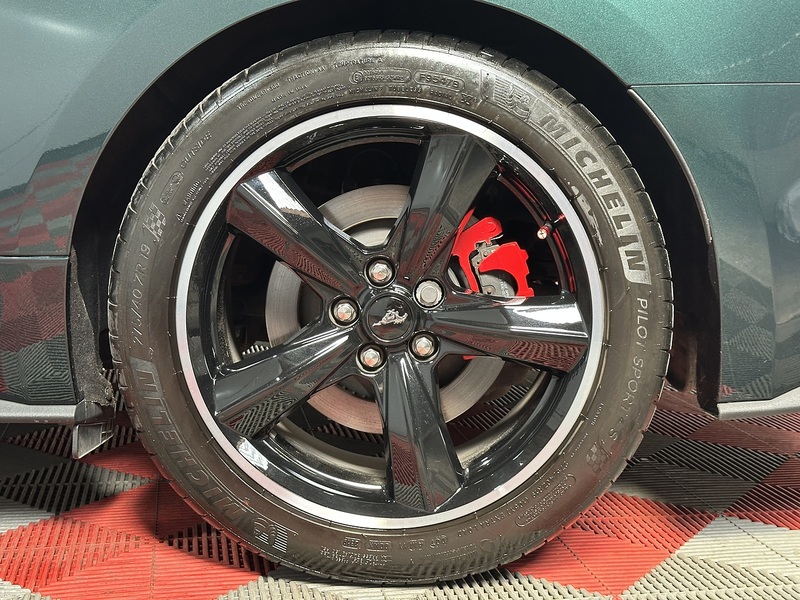 Ford Mustang V8 Bullitt - U1452