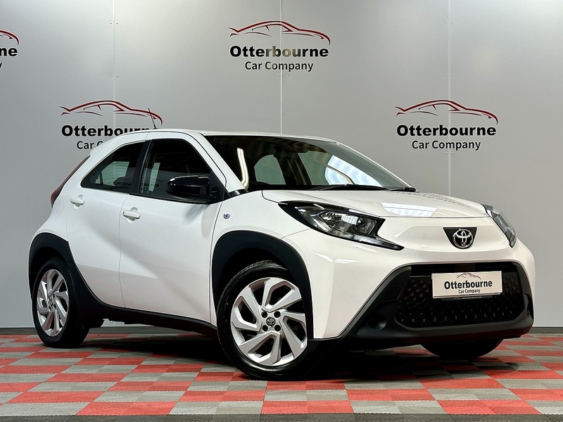 Toyota Aygo X VVT-i Pure - U1476