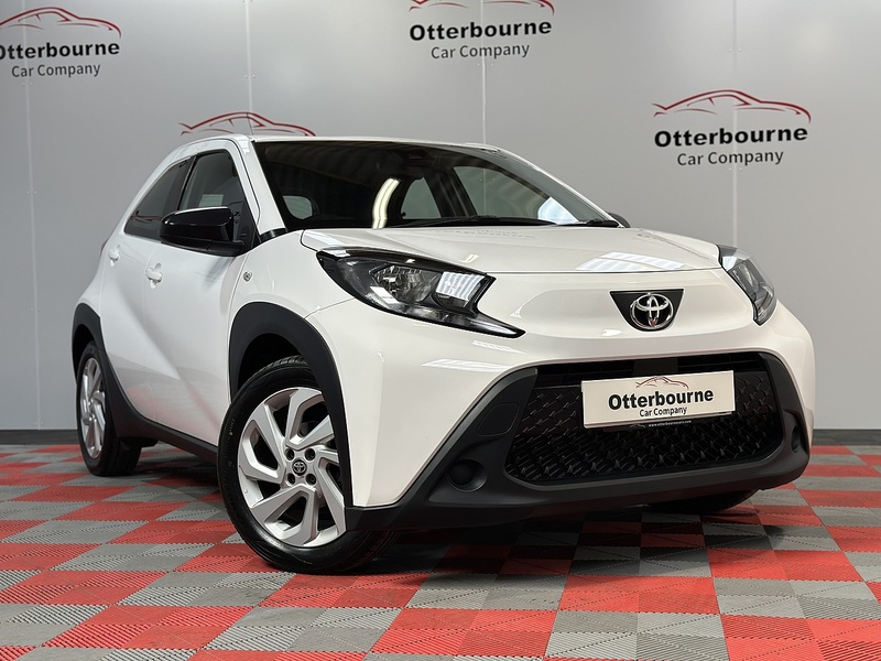 Toyota Aygo X VVT-i Pure - U1476