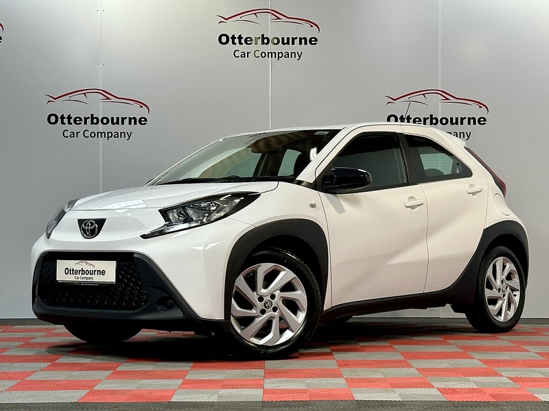Toyota Aygo X VVT-i Pure - U1476