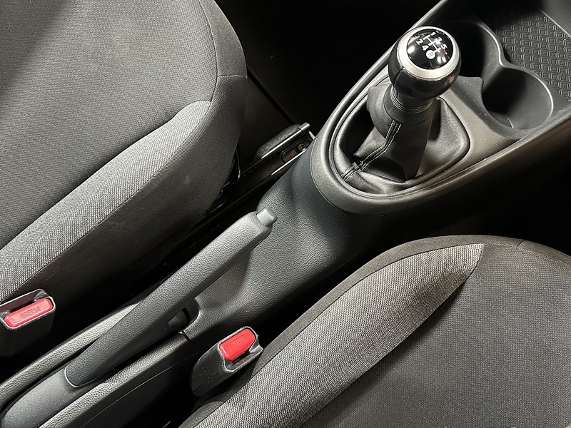 Toyota Aygo X VVT-i Pure - U1476