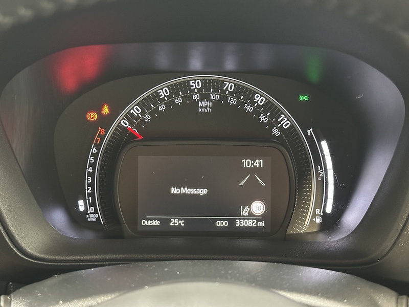 Toyota Aygo X VVT-i Pure - U1476