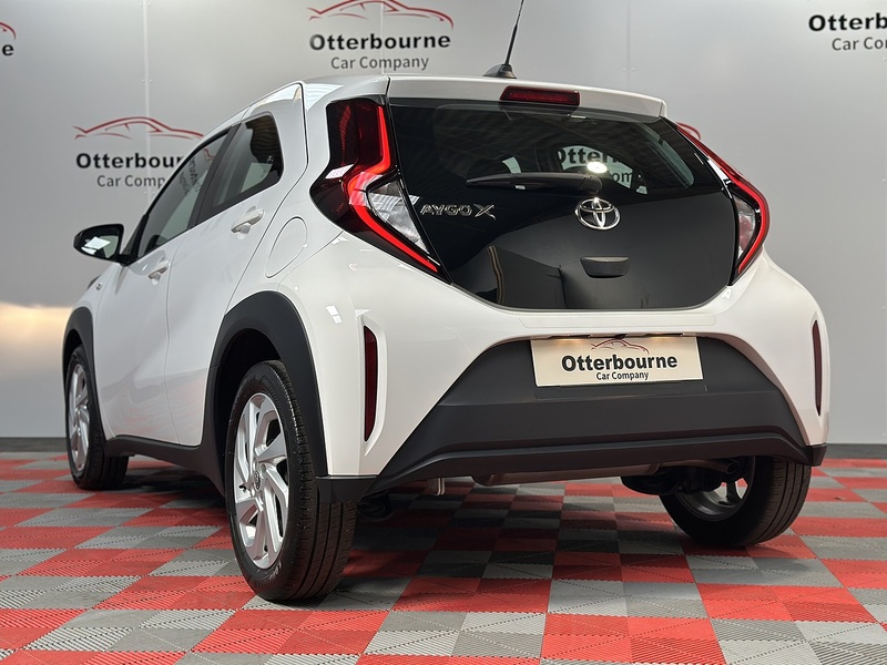 Toyota Aygo X VVT-i Pure - U1476