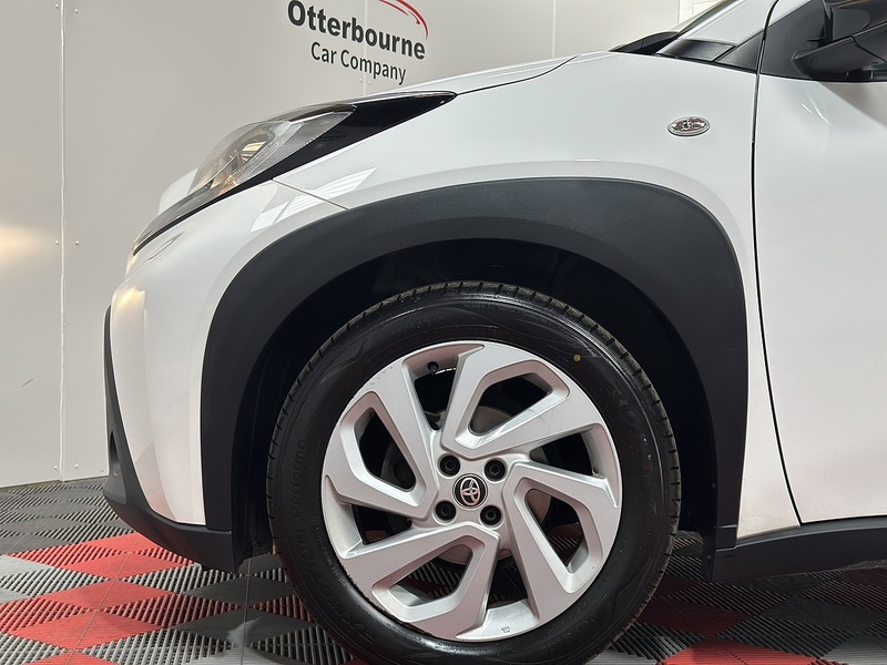 Toyota Aygo X VVT-i Pure - U1476