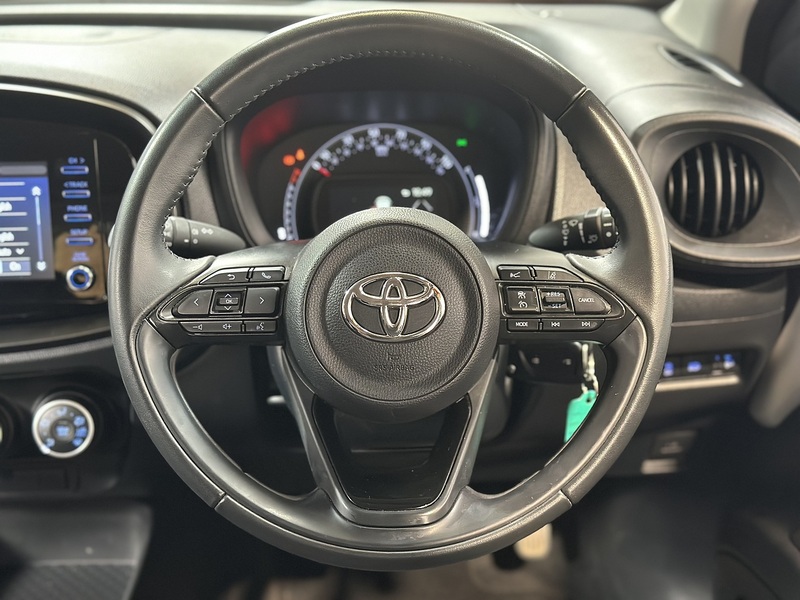 Toyota Aygo X VVT-i Pure - U1476
