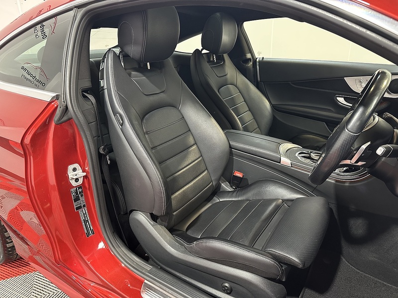Mercedes-Benz C Class C300 AMG Line - U1484