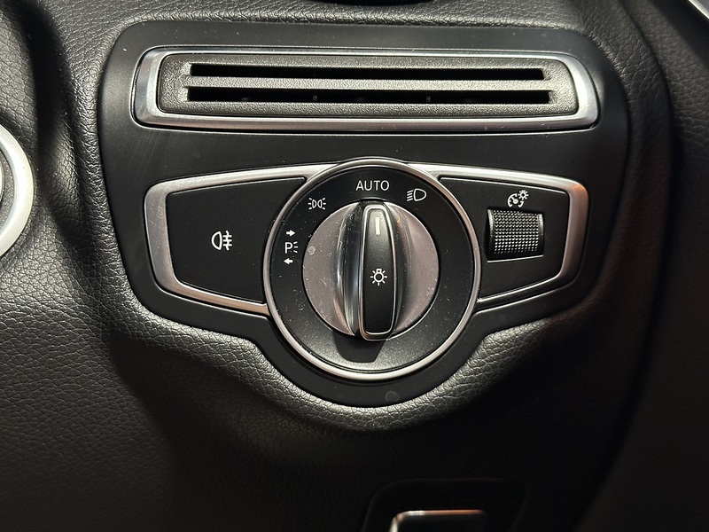 Mercedes-Benz C Class C300 AMG Line - U1484