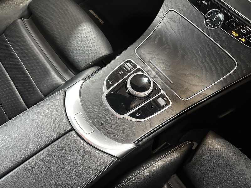 Mercedes-Benz C Class C300 AMG Line - U1484