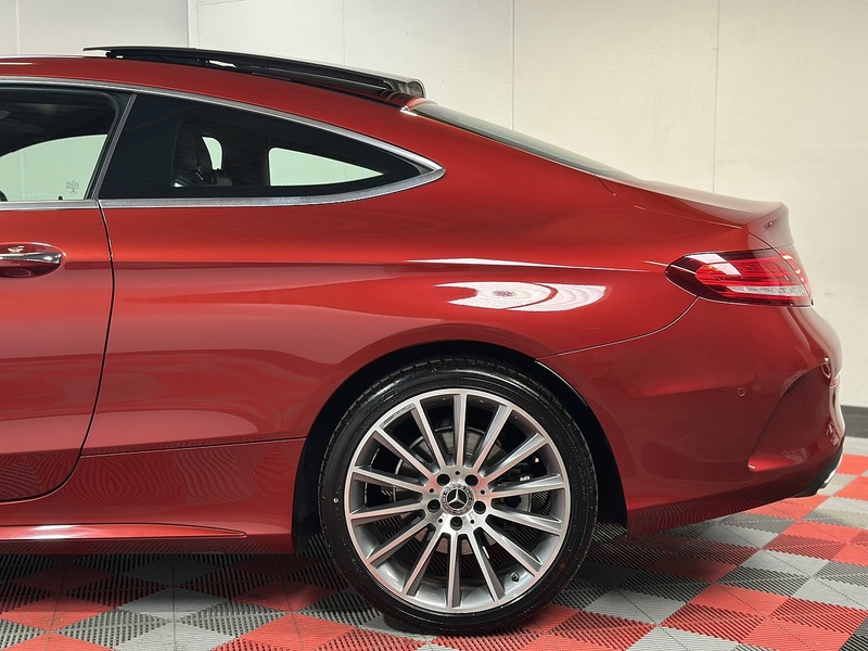 Mercedes-Benz C Class C300 AMG Line - U1484