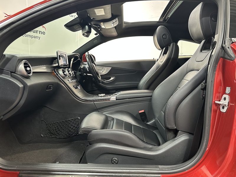 Mercedes-Benz C Class C300 AMG Line - U1484