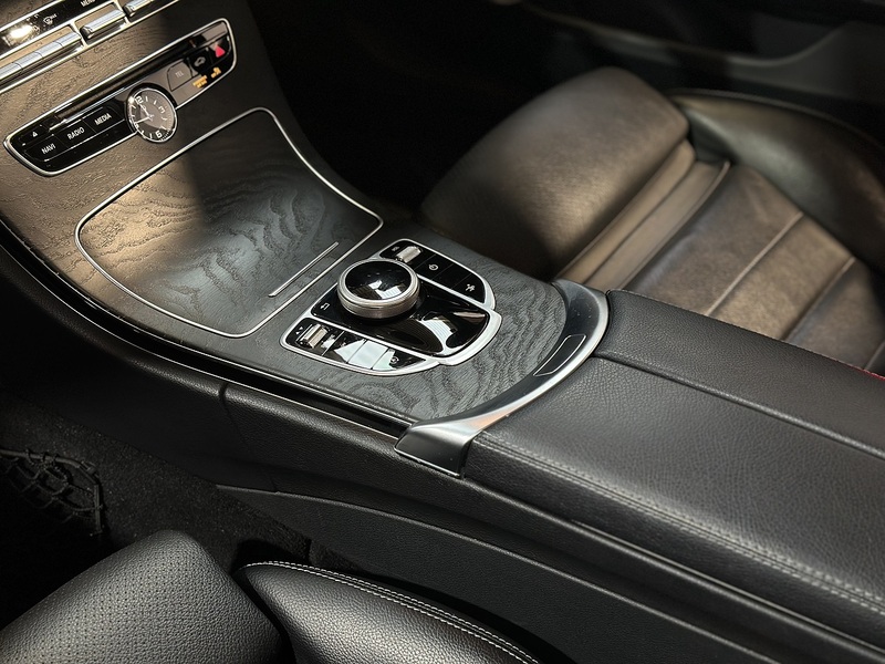 Mercedes-Benz C Class C300 AMG Line - U1484