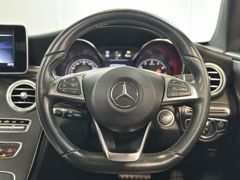 Mercedes-Benz C Class C300 AMG Line - U1484