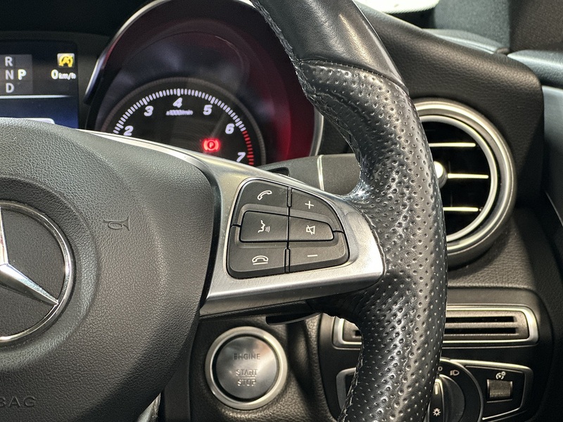 Mercedes-Benz C Class C300 AMG Line - U1484