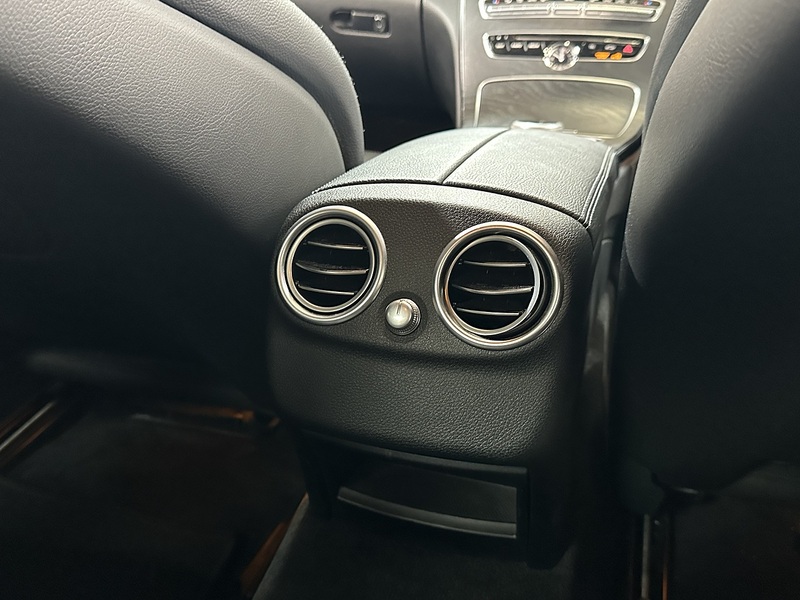 Mercedes-Benz C Class C300 AMG Line - U1484