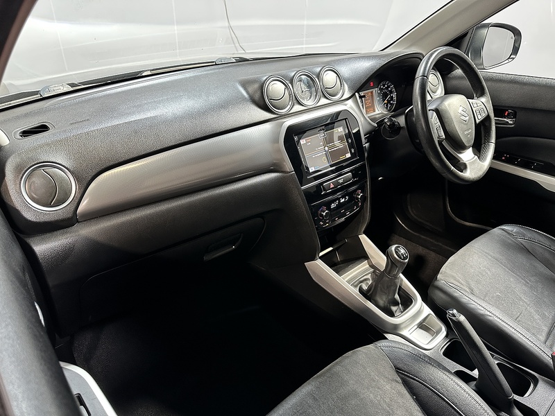 Suzuki Vitara SZ5 - U1487